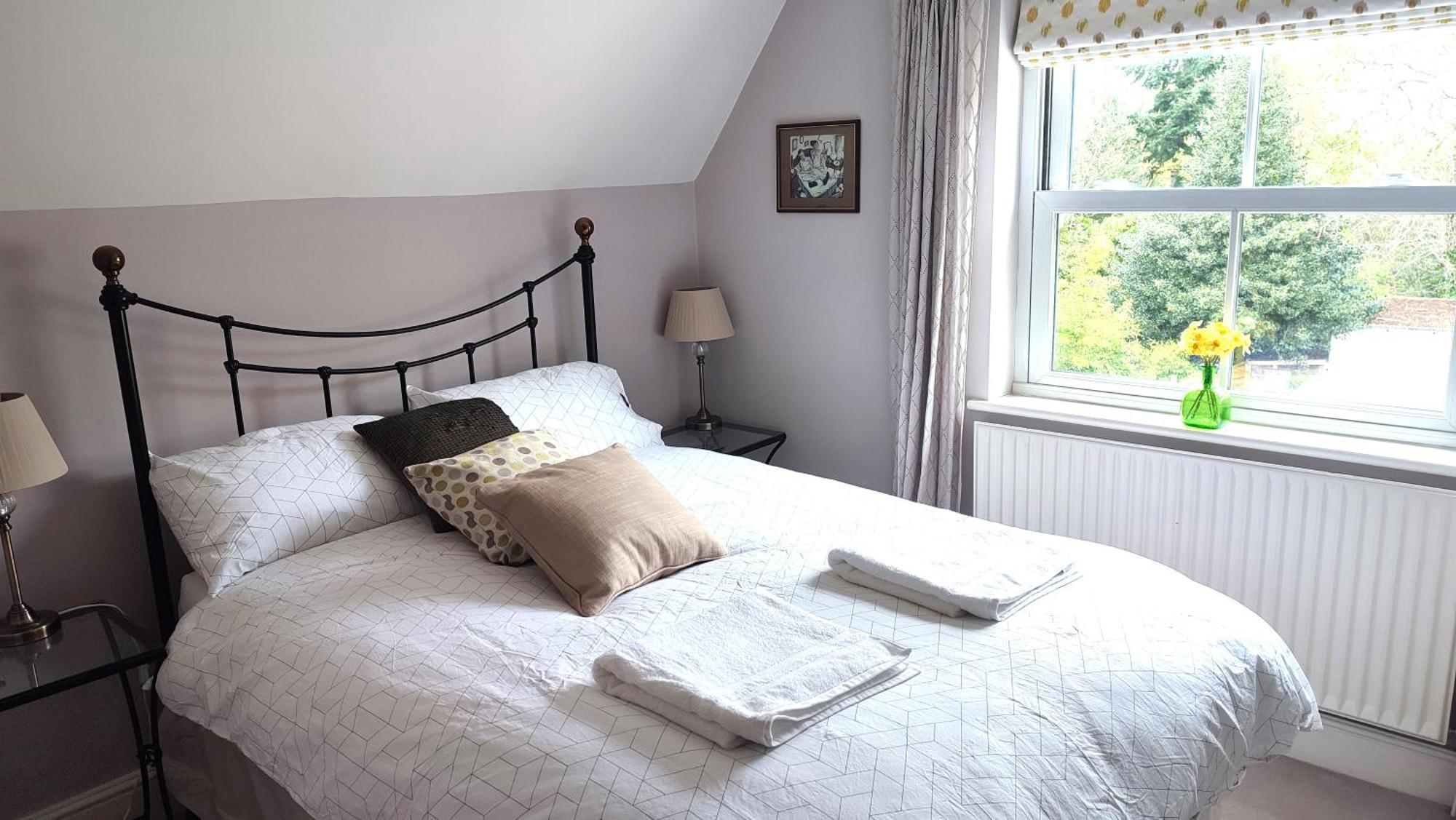 3 Bedroom Cottage In Sunninghill, Ascot מראה חיצוני תמונה